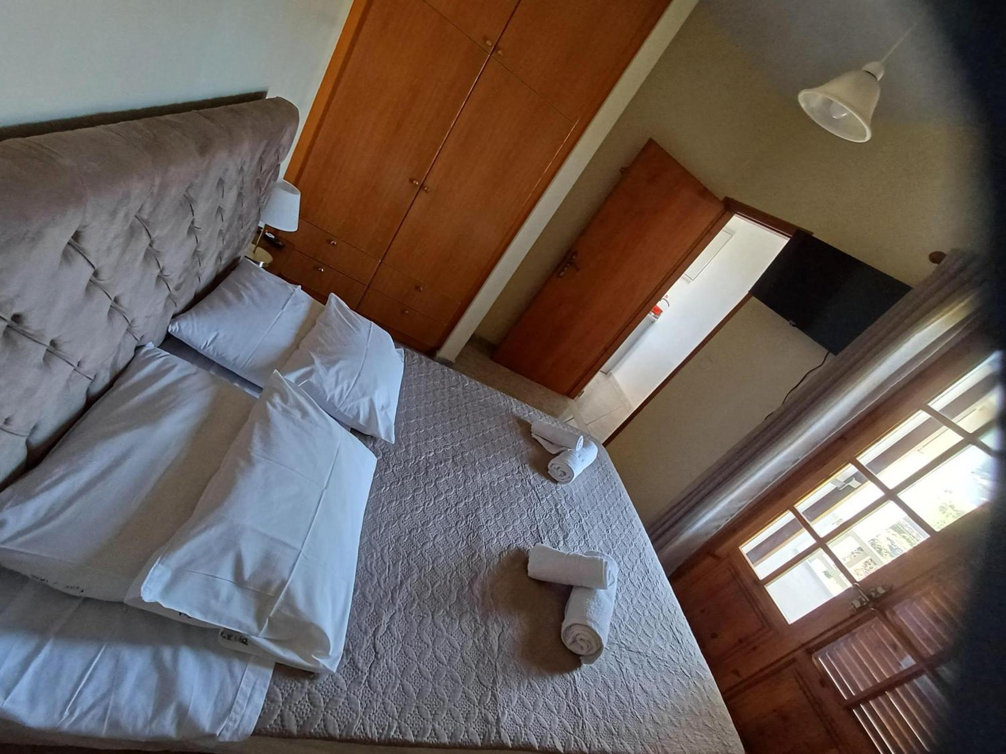 Pela Apartments Сіссяв Екстер'єр фото